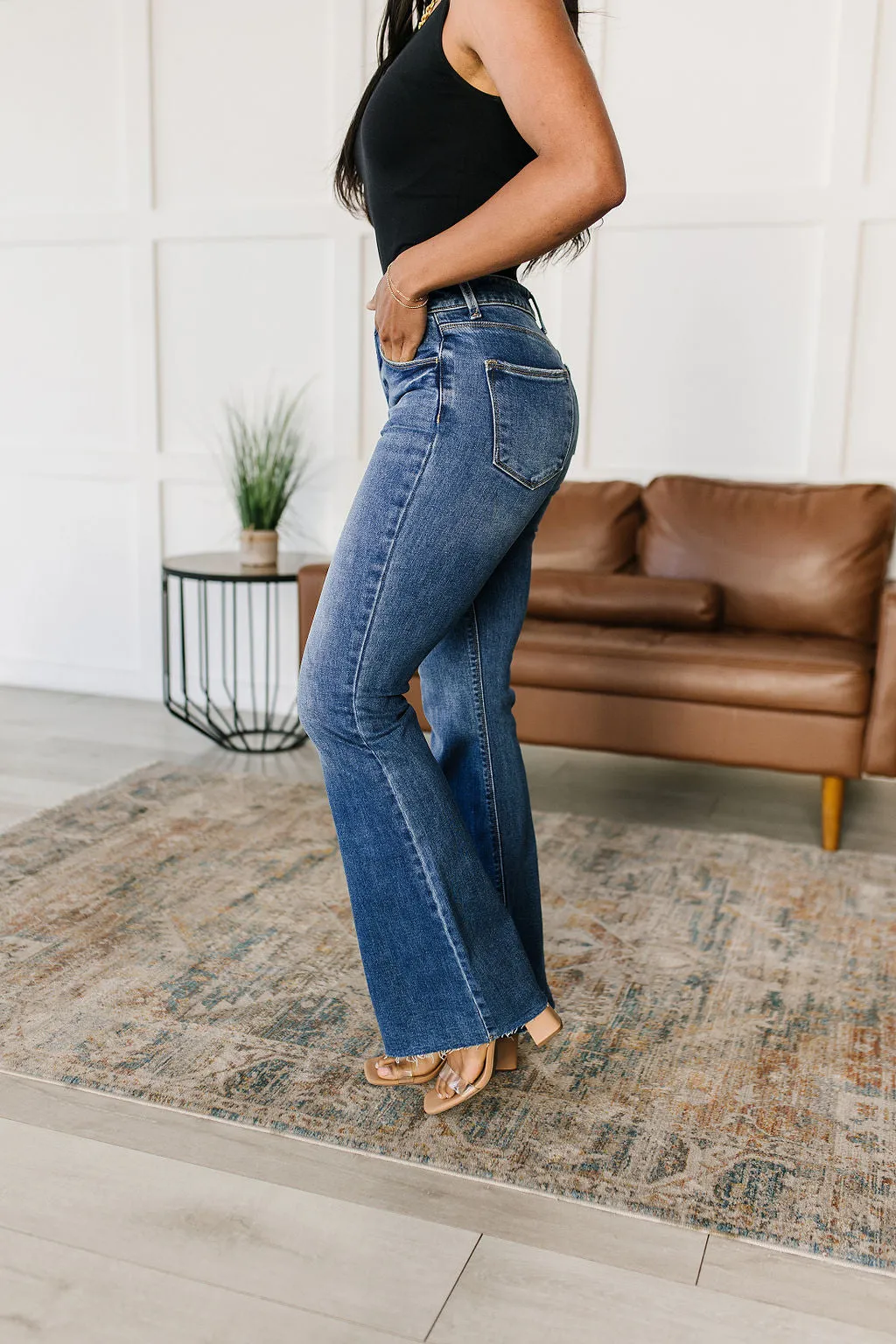 Layla High Rise Raw Hem Flare Jeans no