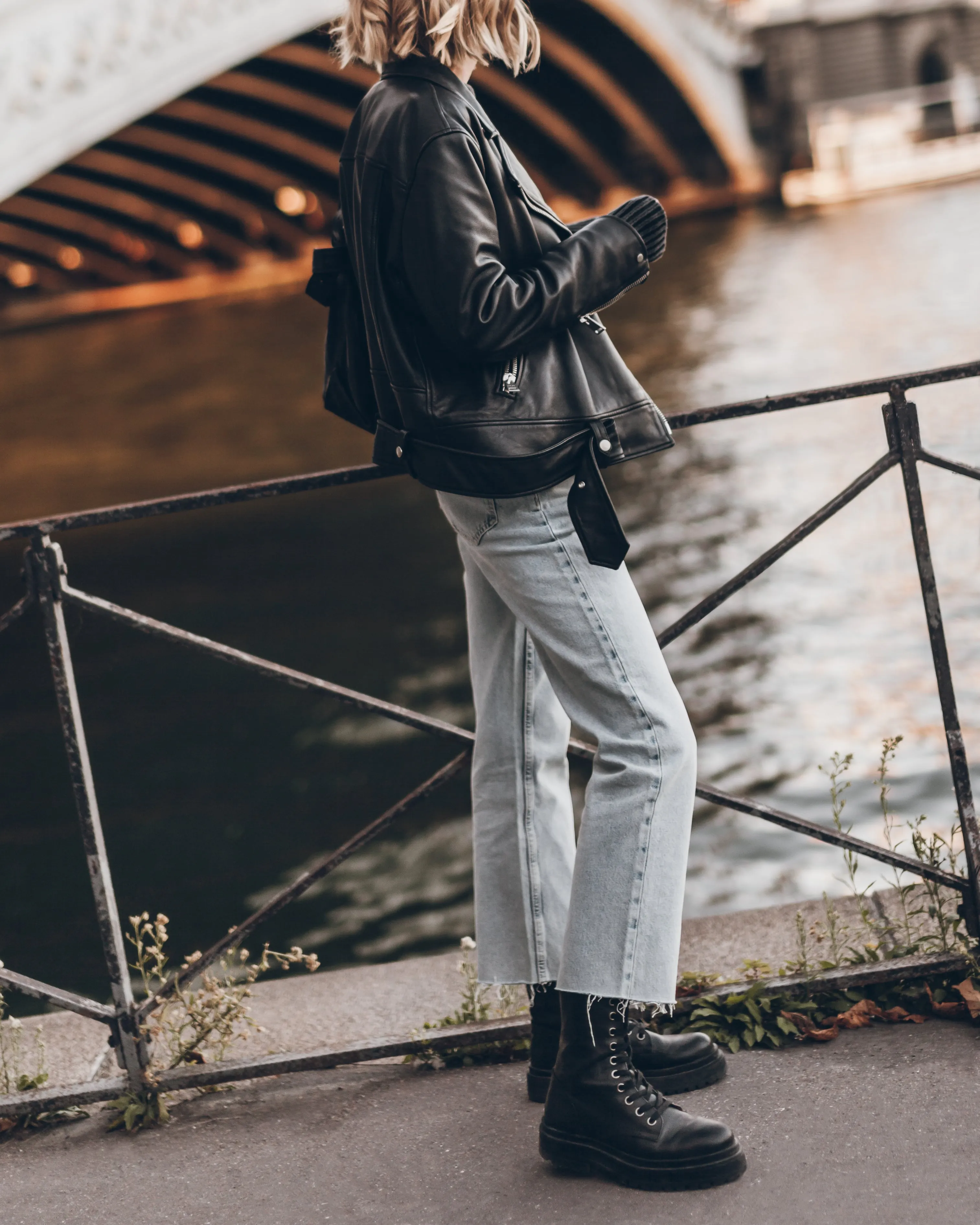 The Blue Cropped Straight Jeans