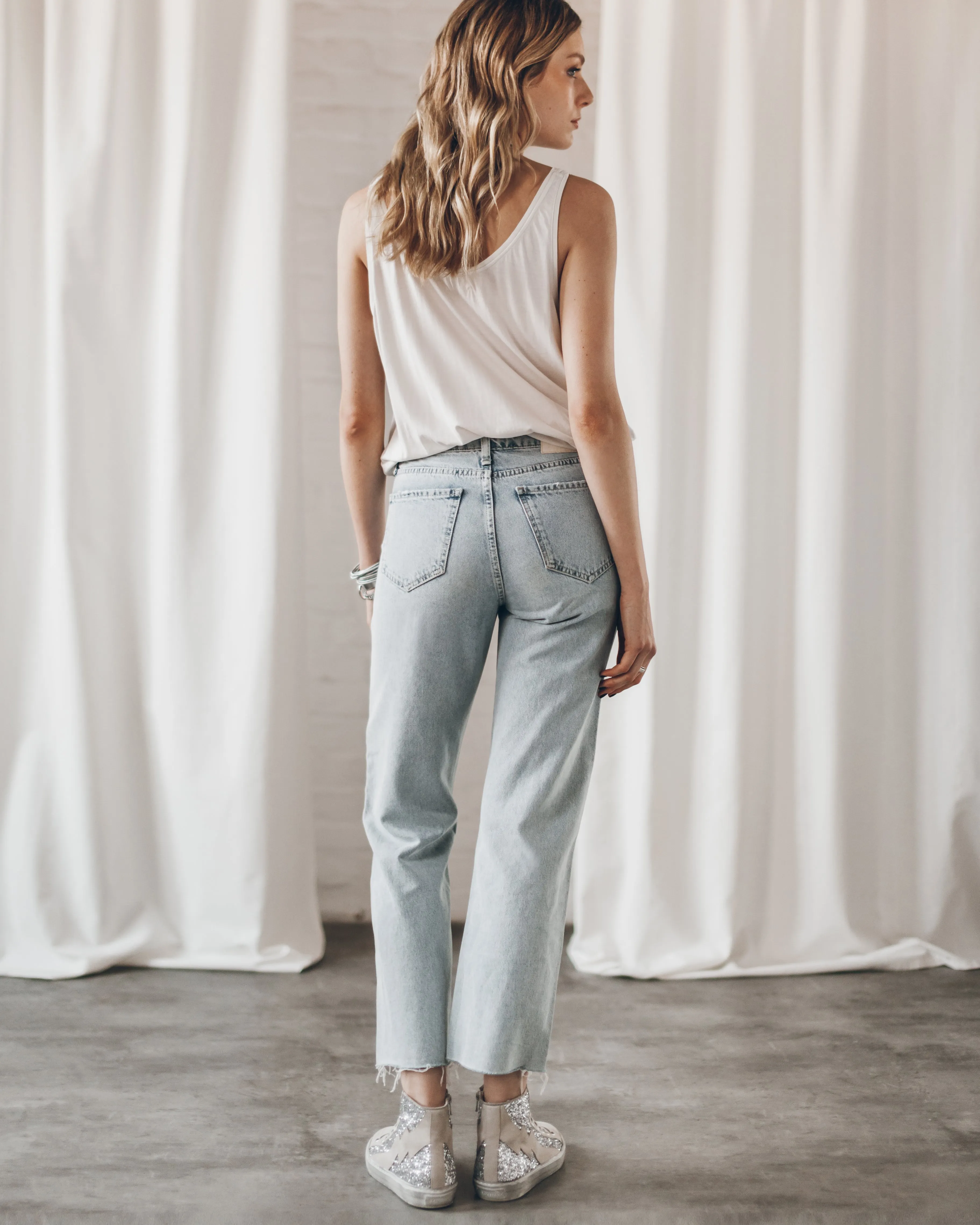 The Blue Cropped Straight Jeans